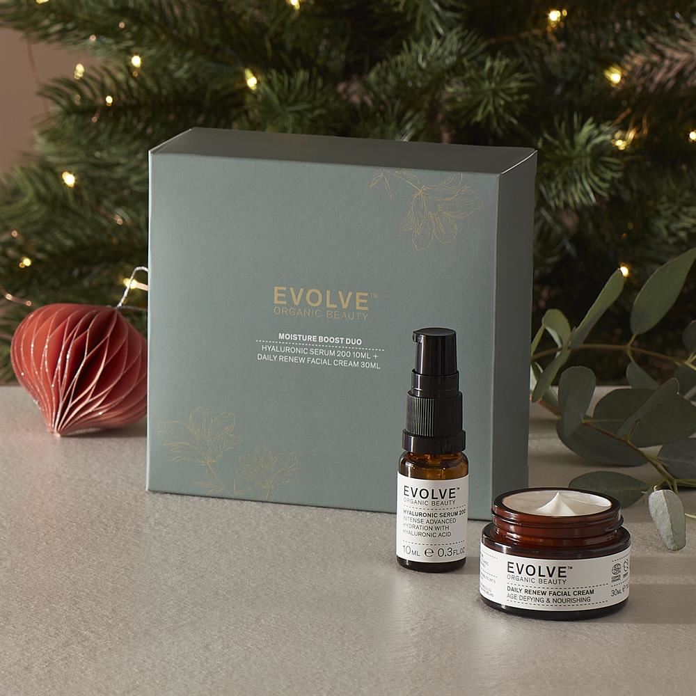 Evolve Organic Beauty Moisture Boost Duo Gift