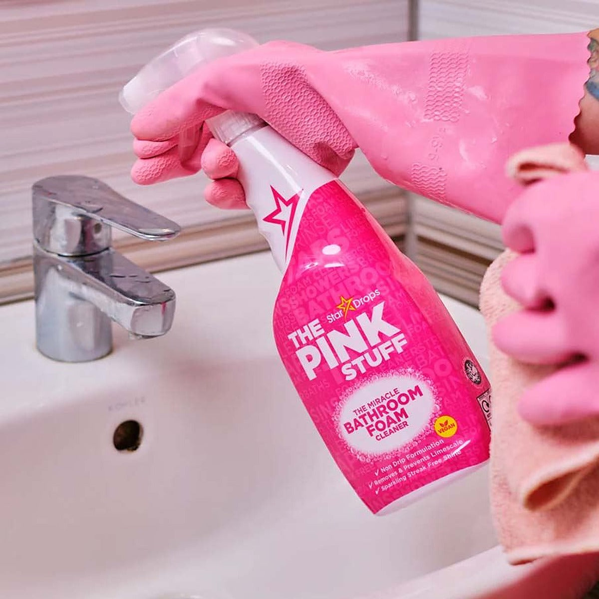 The Pink Stuff Miracle Bathroom Foam Cleaner 850ml - image 3